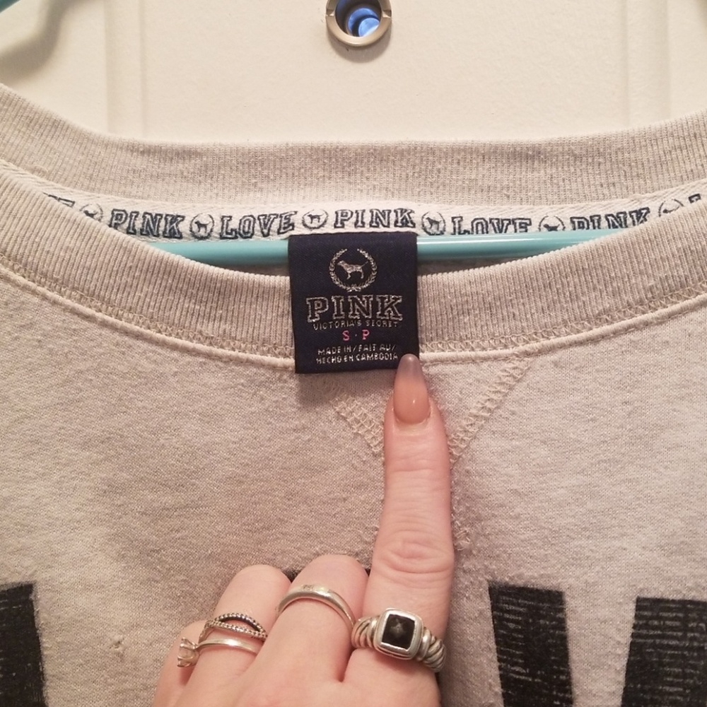 Sweater - Picture 2 of 3